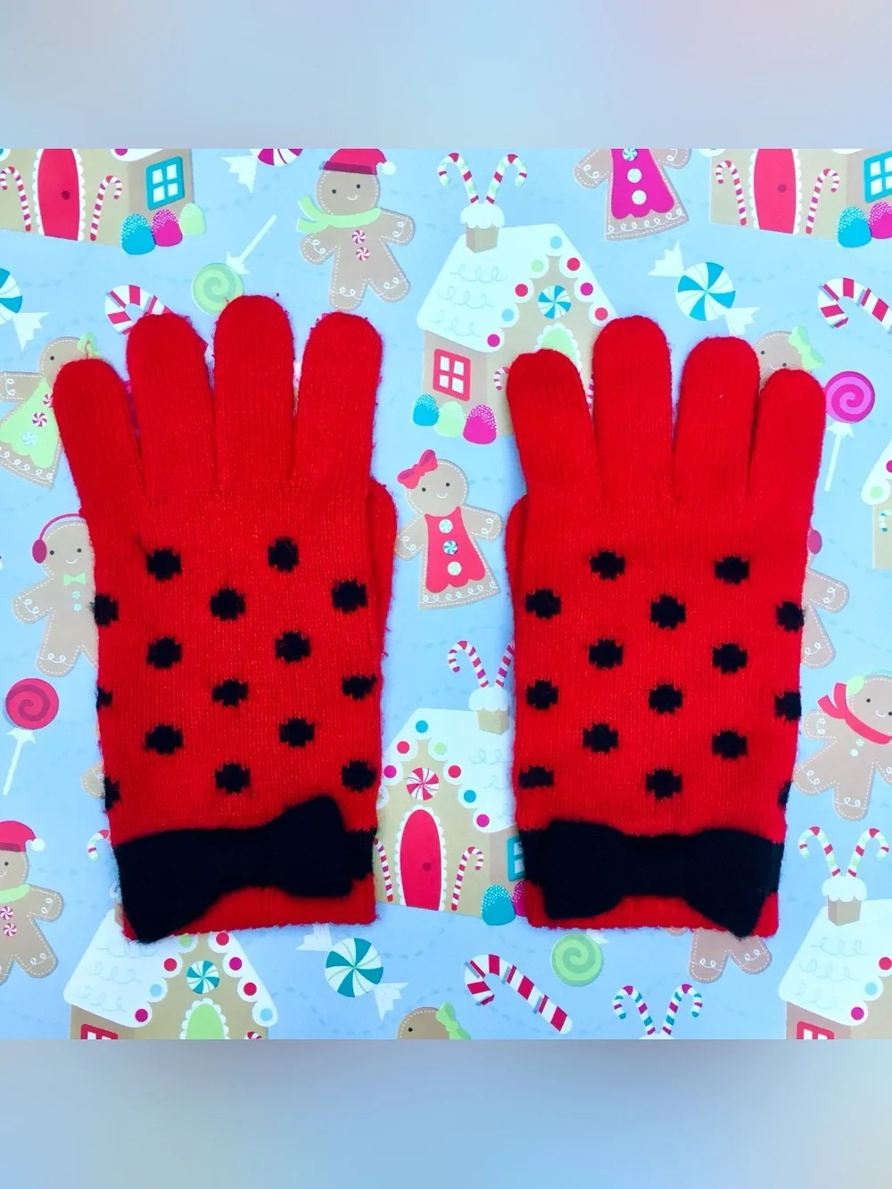 Disney ❉ Minnie Mouse Inspired Red & Black Bow Polka Dot Gloves